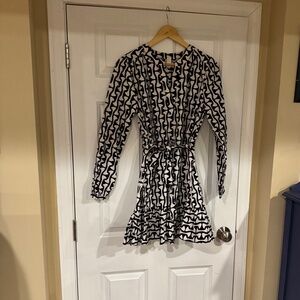 Jessica Simpson Women’s Belted Shift Mini Dress In Black & White~Size Small